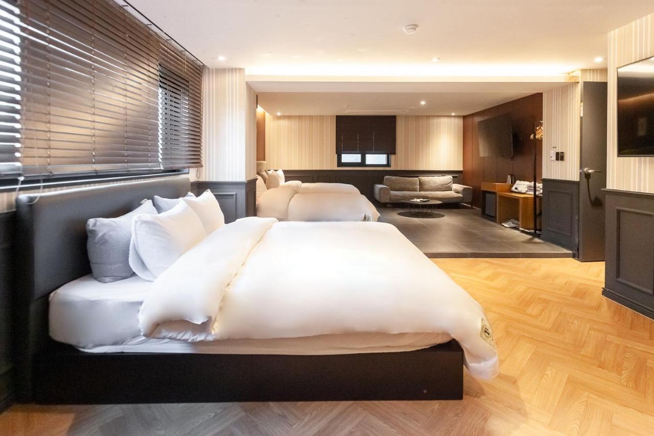 Brown Dot Seomyeon Hotel 2*