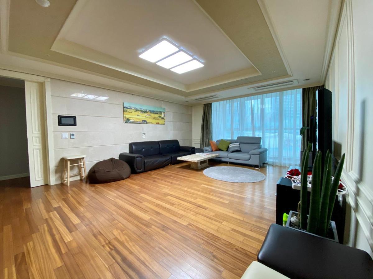 Wave House Apartment Busan