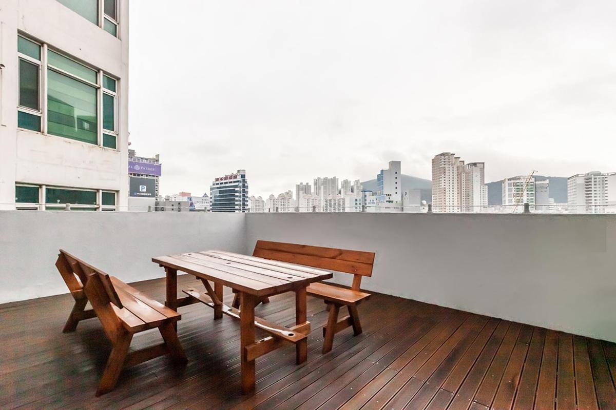 Hotel Seomyeon Brown-dot Gold Busan