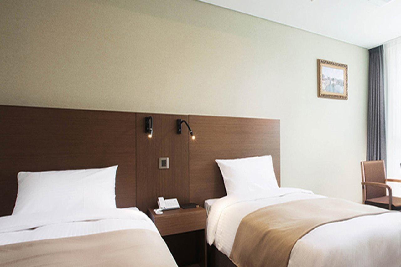 Hotel Crown Harbor 4*