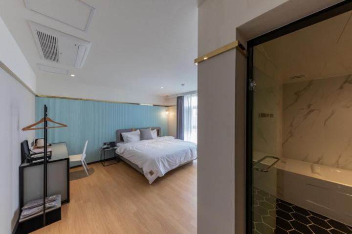 Khách sạn Brown Dot Nampo Jagalchi 3*