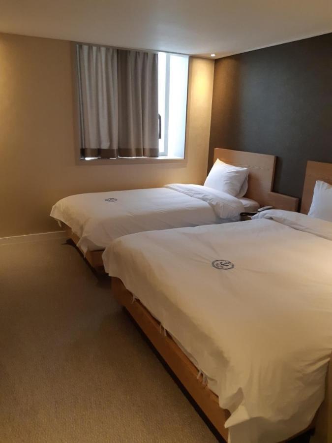 Hillside Hotel 3*