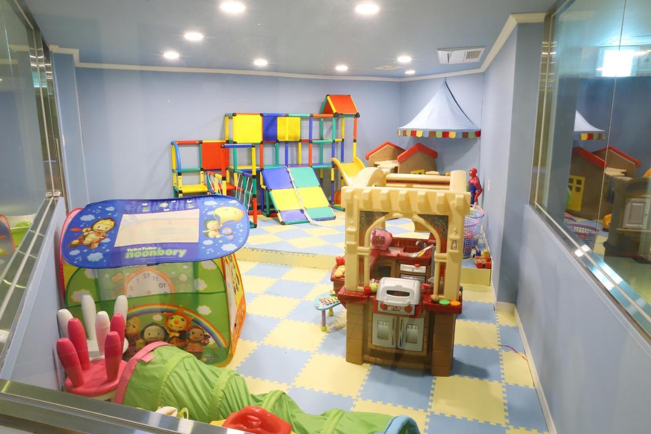 Hotel Hillside 3*