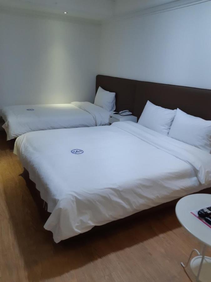 Hotel Hillside 3*