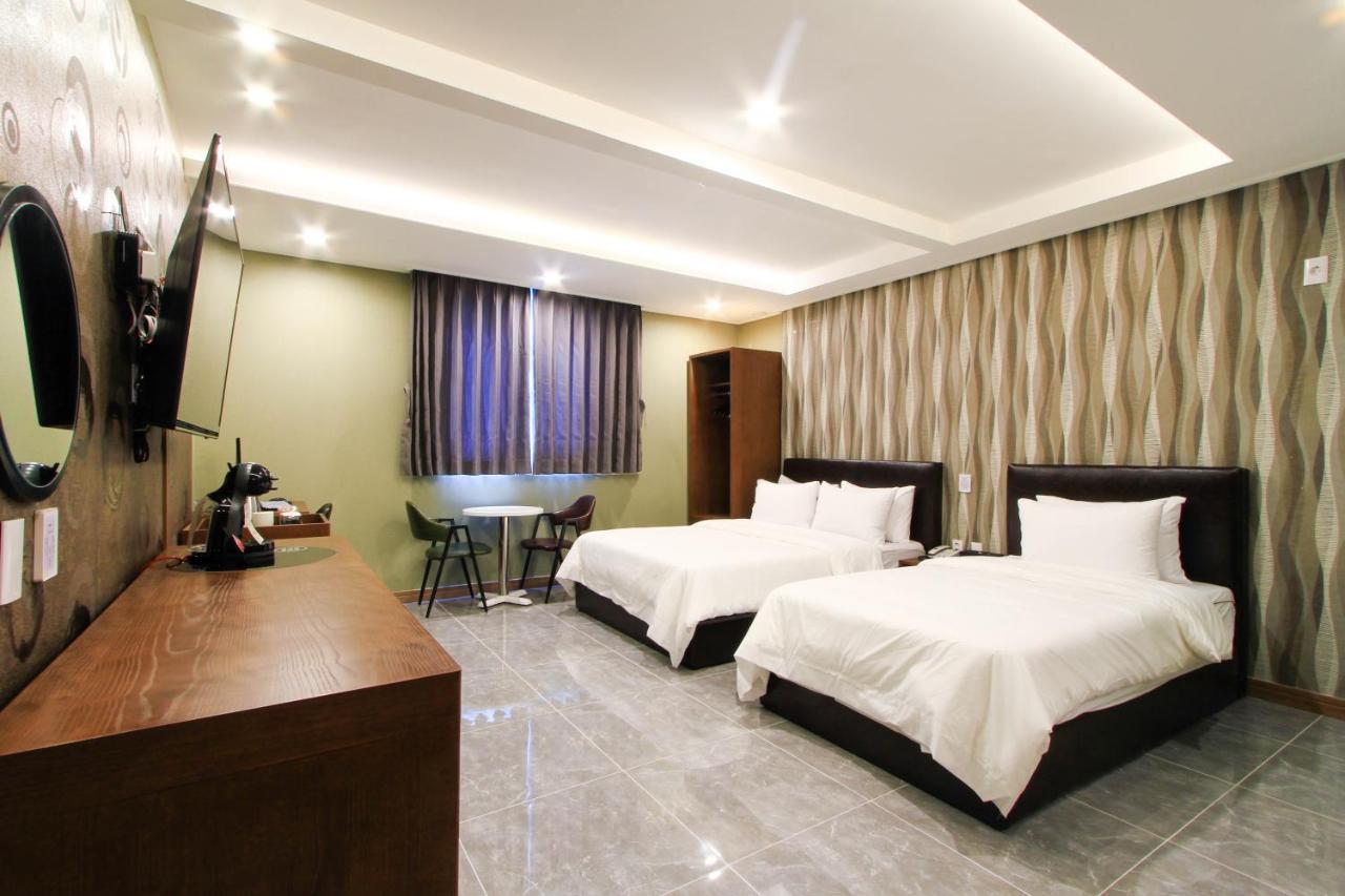 Hotel The King 2*