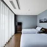 Felix By Stx Hotel & Suite