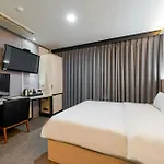 Hotel The May