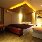 9St Traveltel
