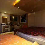 9St Traveltel