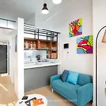 Busan Studio 202 Hotel
