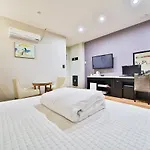 B&B Hotel