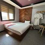 Maldives Hotel & Hostel