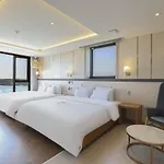 H Avenue Kijang Ilgwang