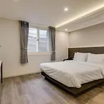 Two H Hotel