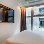 Gray 193 Hotel