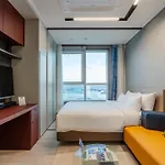 Radiant Nampo Hotel