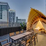 Two H Hotel
