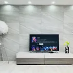 Jy House 2