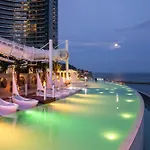 2 Minutes Run To The Sea Only 152M, Special Benefit Of Spa Waterpark 195M Away