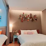 해운대호텔 Haeundae Beach Haeundae Hotel 해변가 Haeundae Subway Station