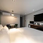 Hotel Band
