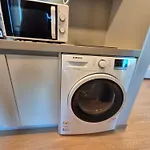 Elbons