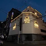 Hound Hotel Yeonsan