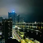 High-Rise Beach Home In Busan