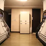 Pale De Cz Lct House