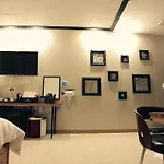 Ara Hotel