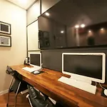 Premium Ava Hotel