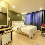 Carino Hotel