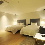 Hotel Londoner Hwamyeong