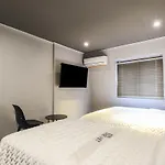 Hotel The Hit