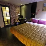 Gupo Lazzi Hotel