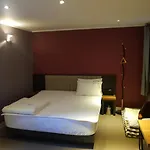 Sunshine Motel