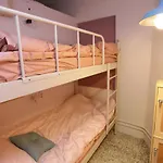 Sum Guesthouse Busan Station