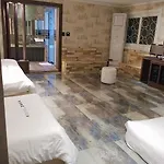 Zava Motel
