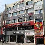 Love In Busan Guesthouse