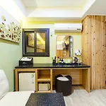 Busan Station Popcorn Hotel