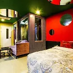 Ava Hotel