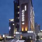 Cloud 9 Hotel