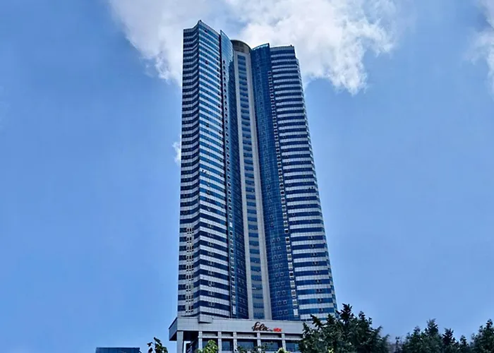 Felix By Stx Hotel & Suite