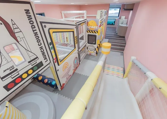 Denbasta Kids Hotel