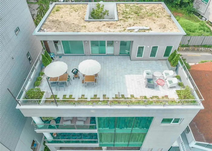 500M2 Busan Ocean View Private Let House