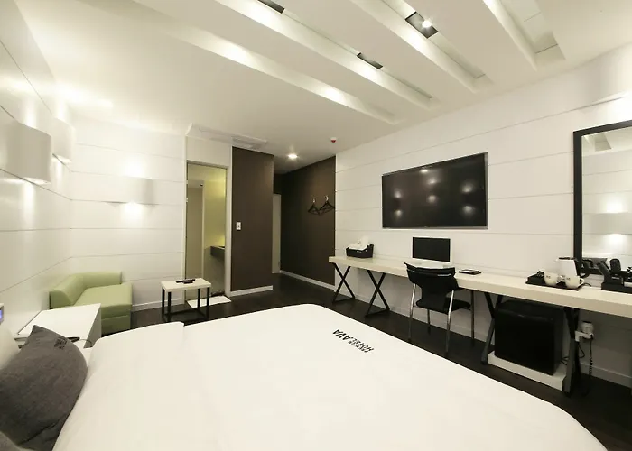 Premium Ava Hotel