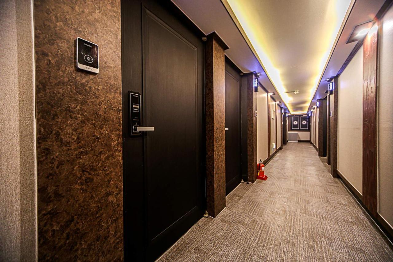 Welkin Hotel *