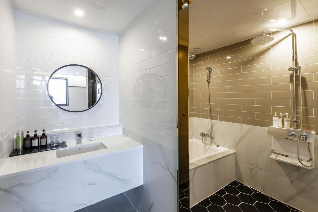 Browndot Sasang Renecite Hotel