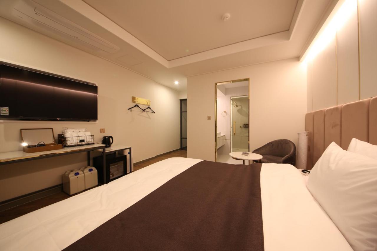 Hotel Den Basta 2*