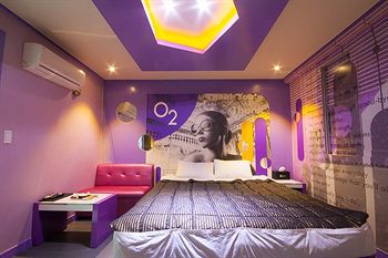 Hotel O2 2*